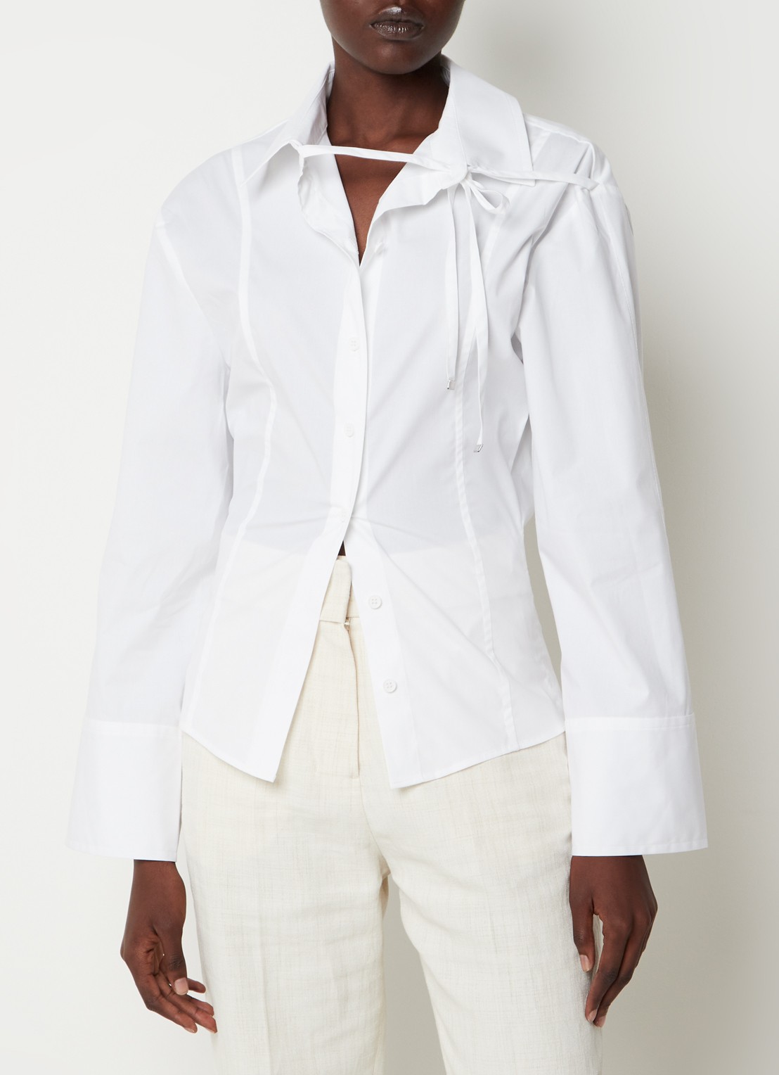 Jacquemus Ruban blouse met asymmetrische kraag - detail 2 wit