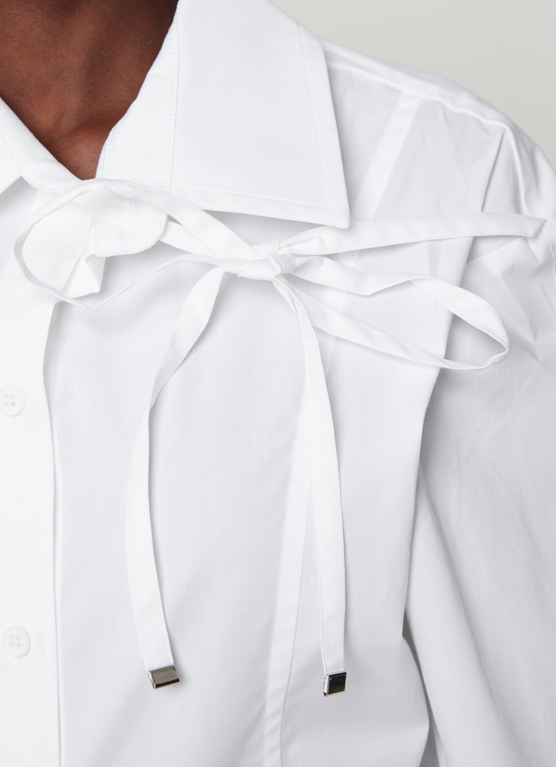 Jacquemus Ruban blouse met asymmetrische kraag - detail 3 wit