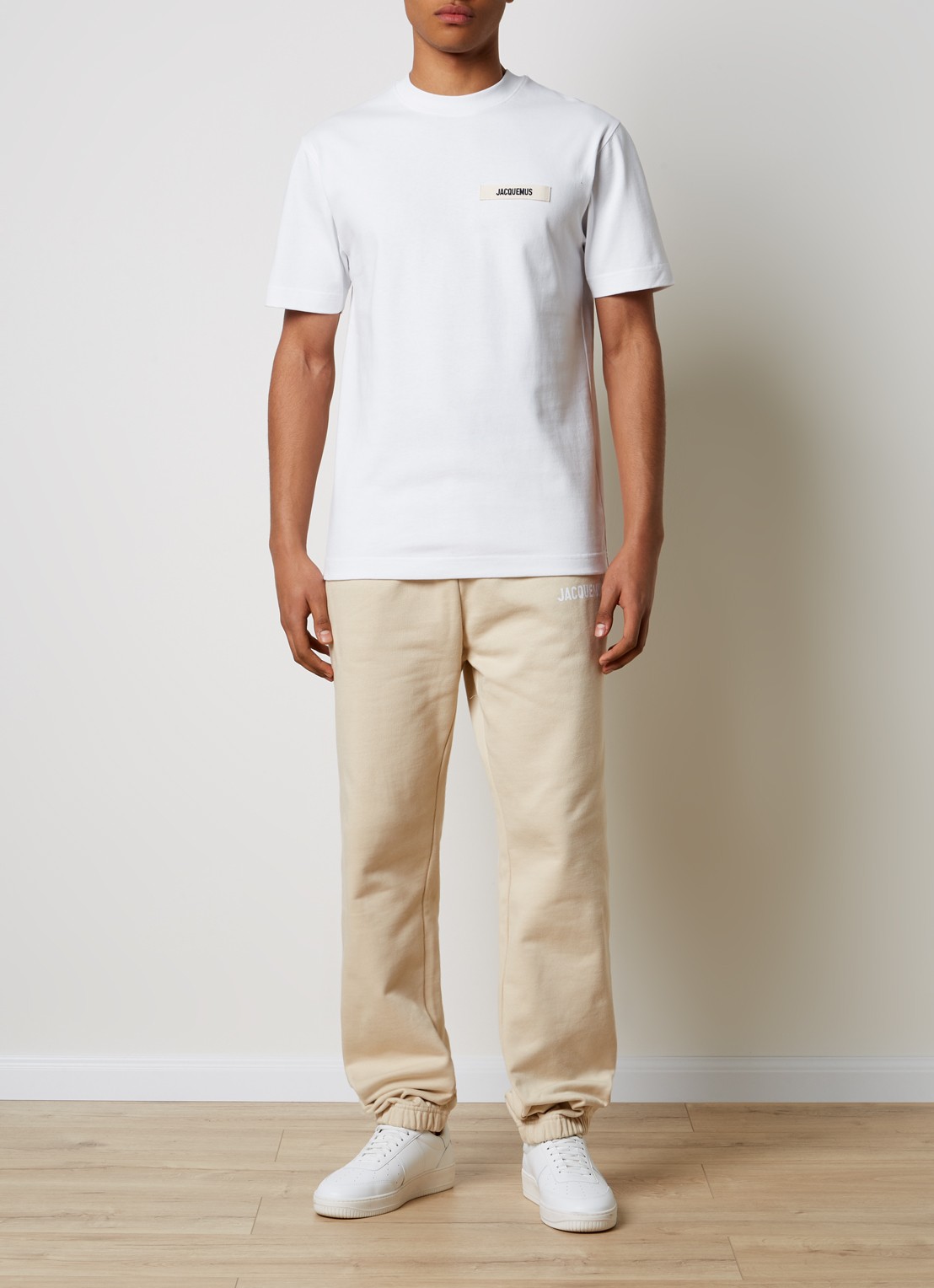 Jacquemus T-shirt met logo - voorkant 5 wit
