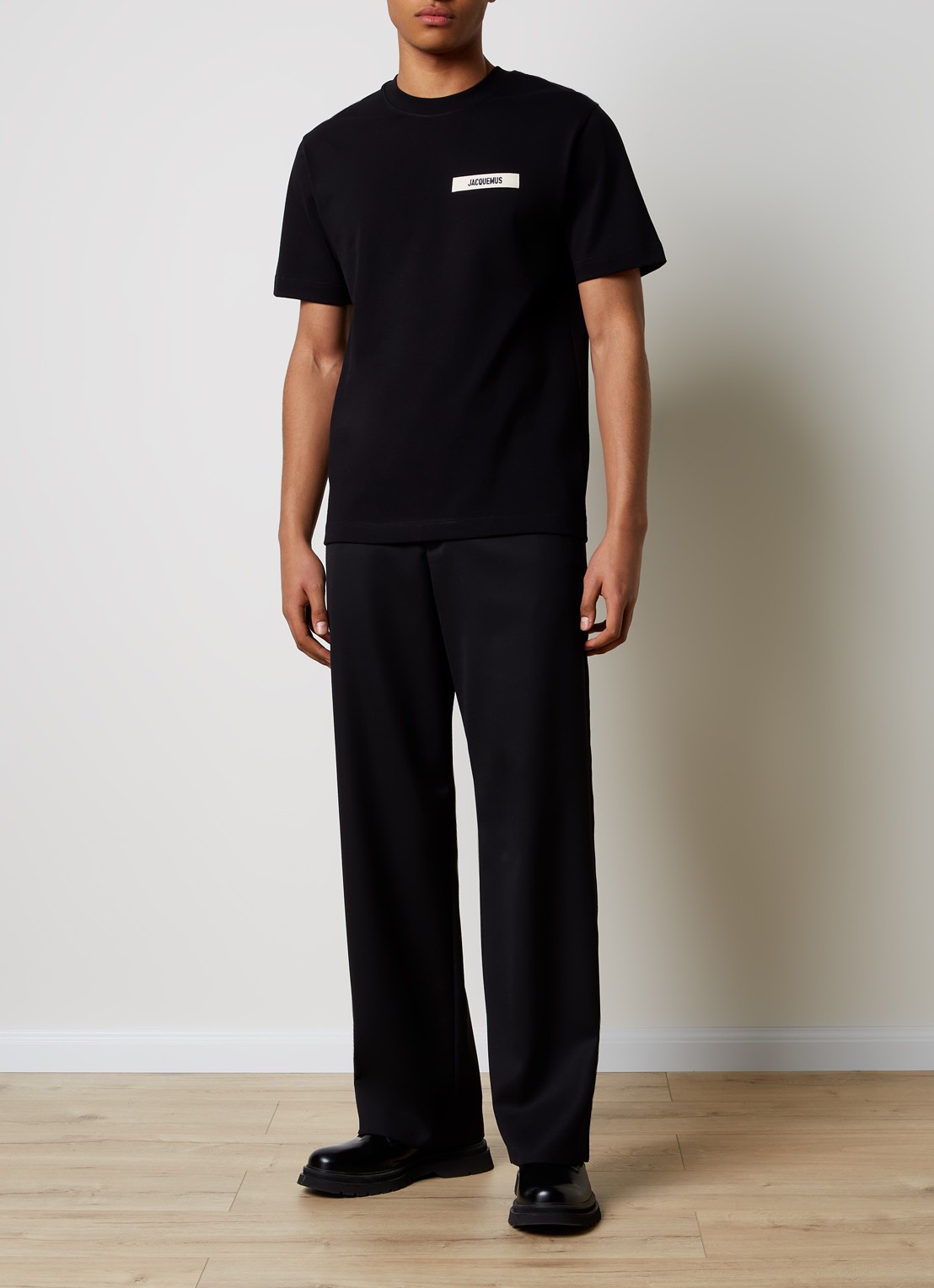 Jacquemus T-shirt met logo - voorkant 2 zwart