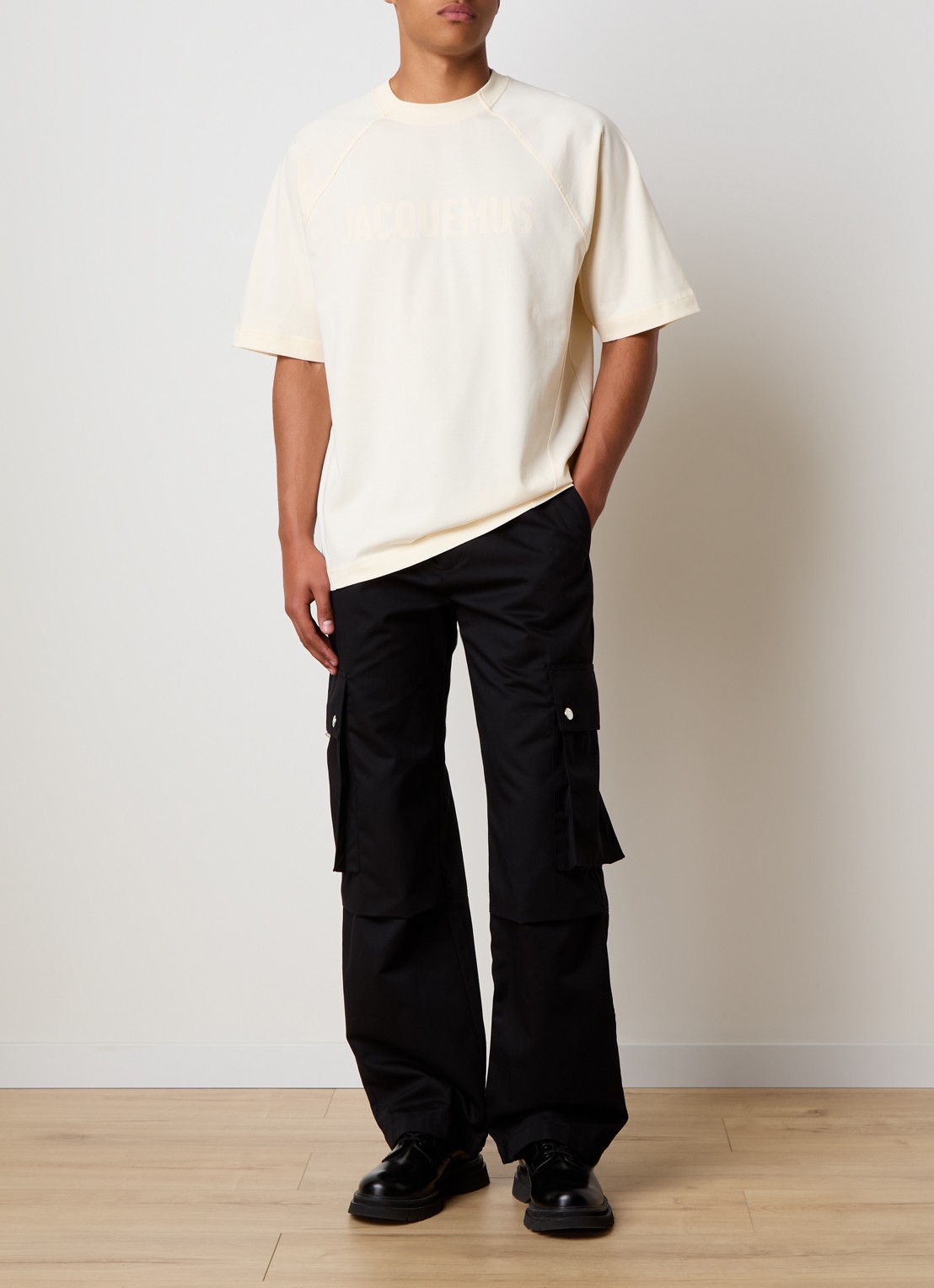 Jacquemus T-shirt met logoprint - voorkant 5 beige