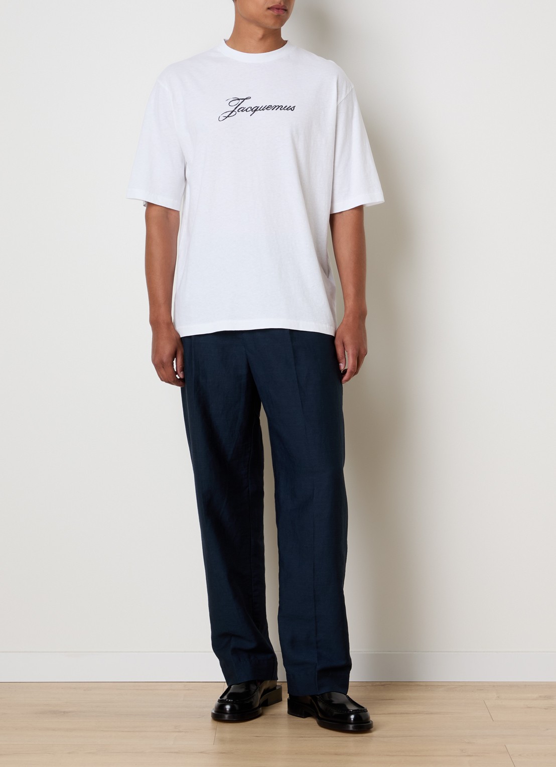 Jacquemus T-shirt met logoprint - voorkant 3 wit