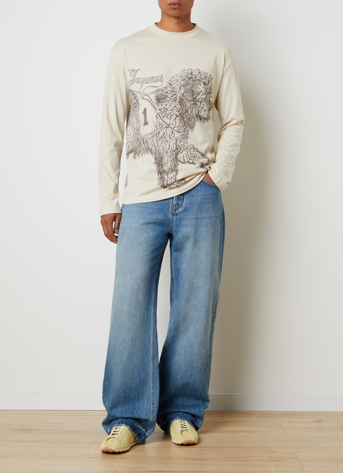 Jacquemus T-shirt met logoprint - voorkant 5 beige