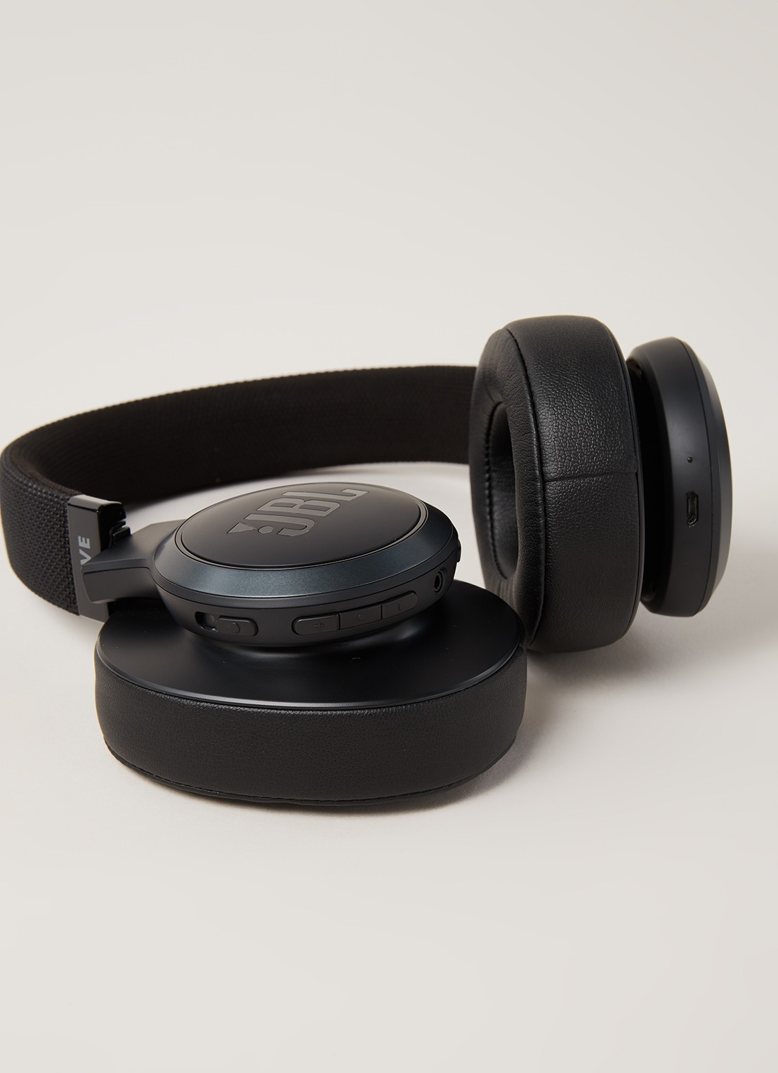 JBL Live koptelefoon 500BT - detail zwart