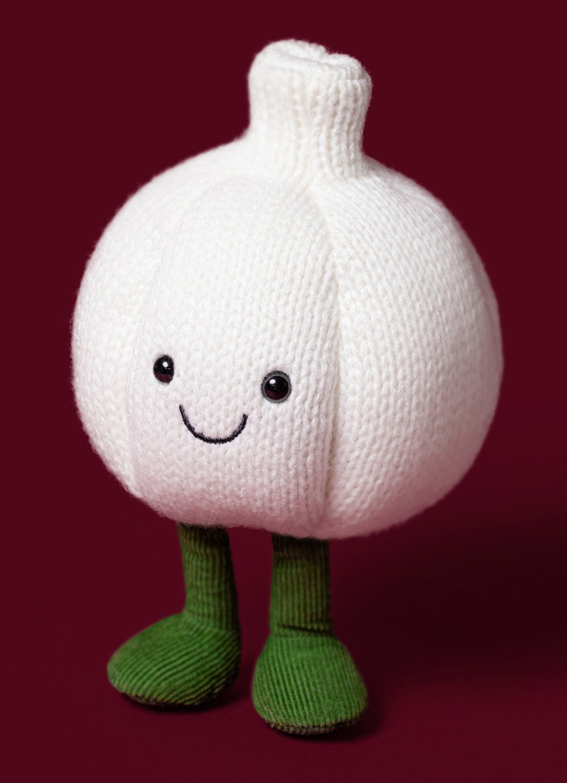 Jellycat Amuseables Garlic knuffel 15 cm - voorkant 2 gebroken wit