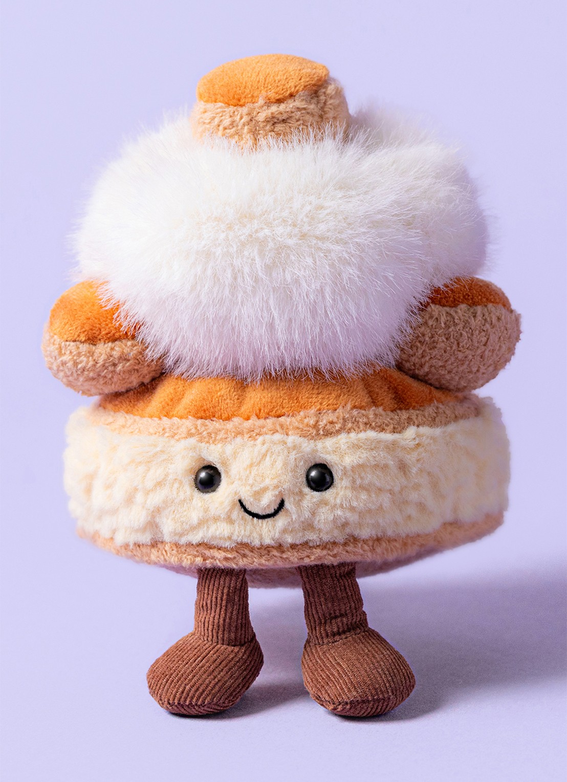 Jellycat Amuseables Mirielle St. Honoré knuffel 14 cm - voorkant 2 beige