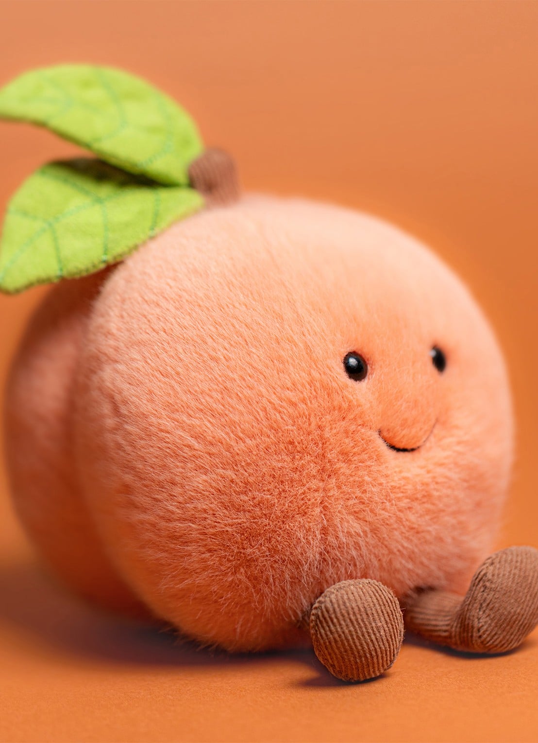 Jellycat Amuseables Peach knuffel 14 cm  - detail 5 oranje