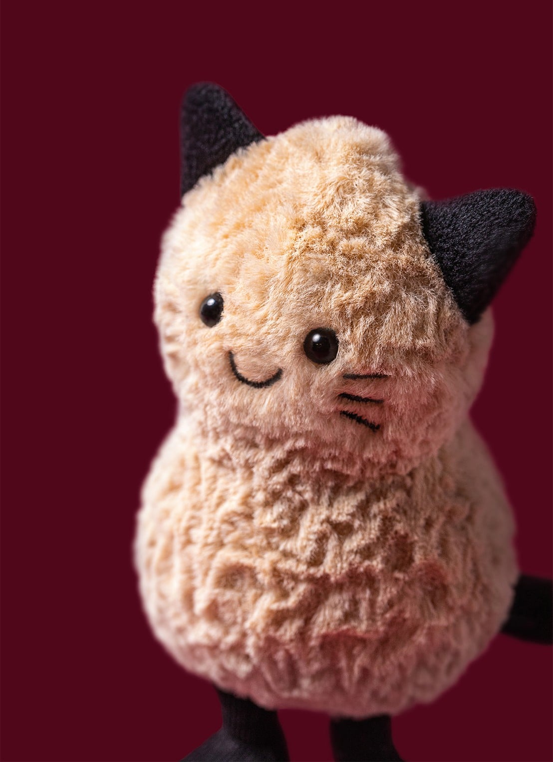 Jellycat Amuseables Peanut Cat Outfit knuffel 15 cm - detail 5 beige