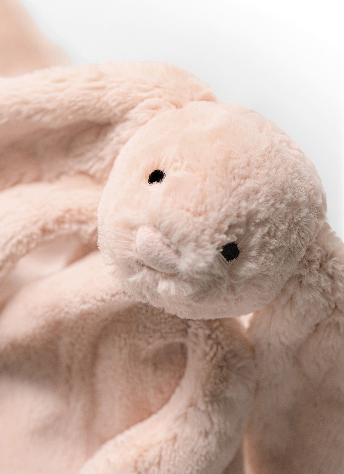 Jellycat Bashful Blush Bunny Blankie knuffeldoekje 56 cm - detail 3 lichtroze