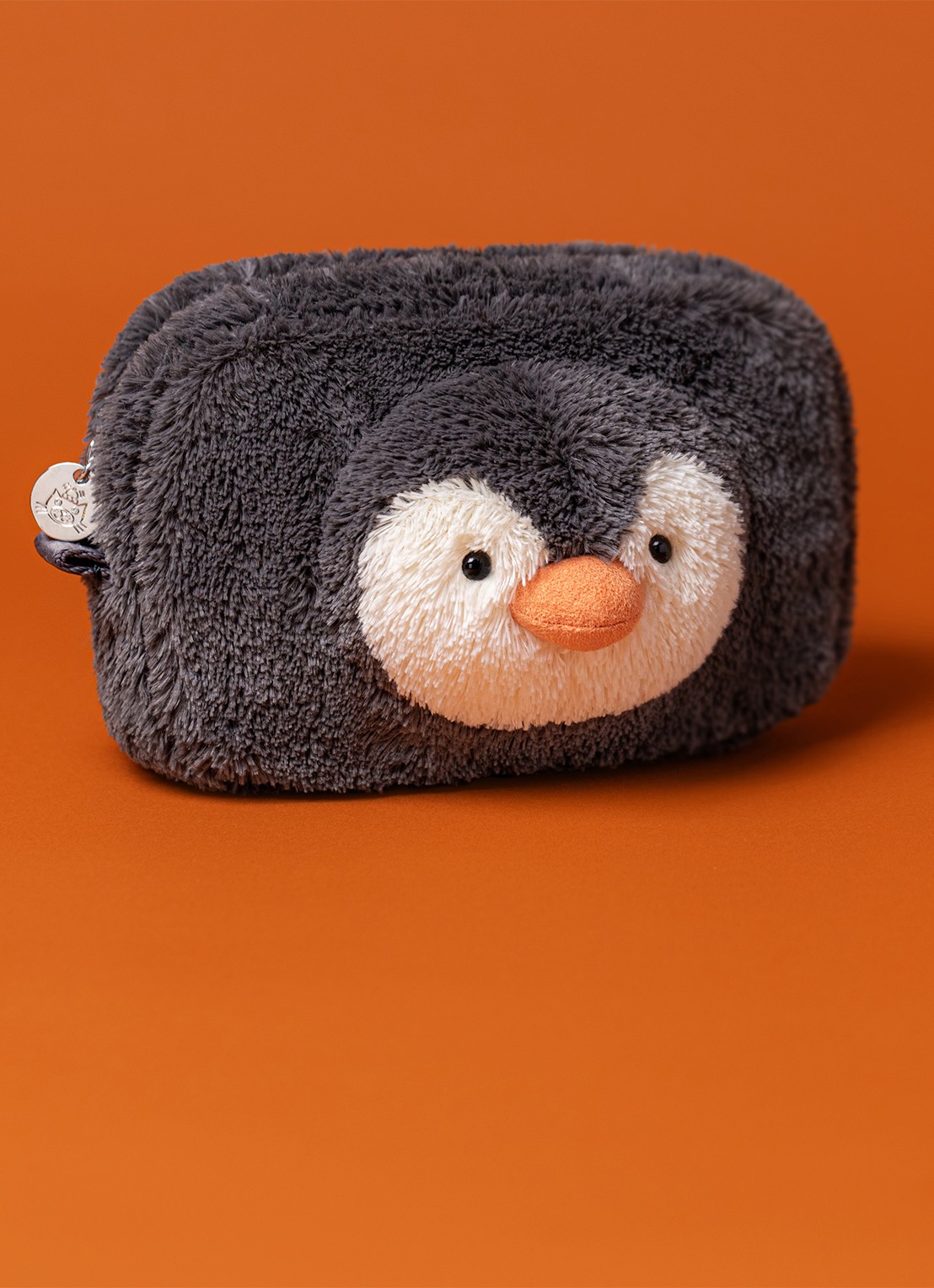 Jellycat Peanut Penguin etui  - voorkant 3 zwart