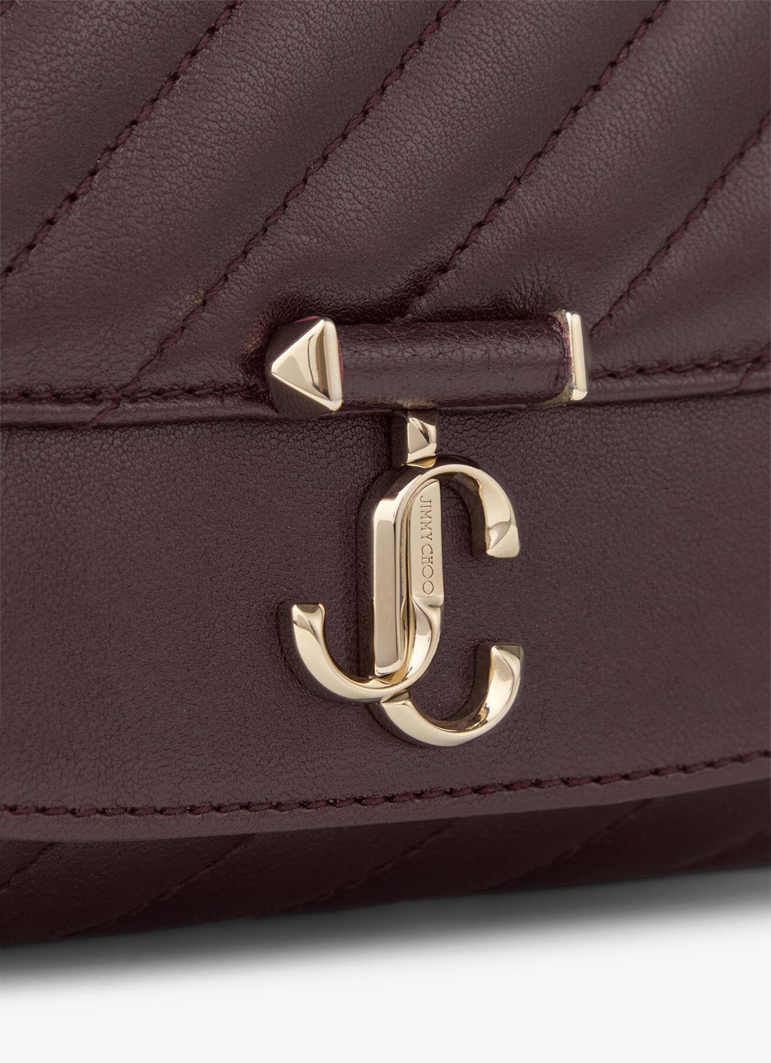 Jimmy Choo Curve clutch van lamsleer met afneembare schouderriem - detail 5 deep merlot