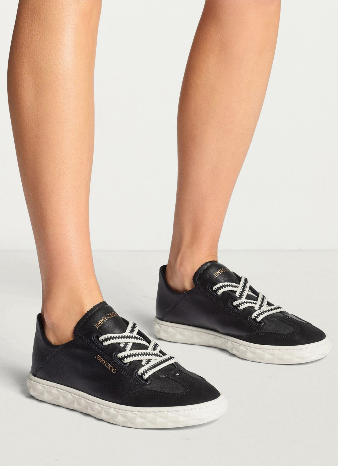 Jimmy Choo Diamond Light Flex/F sneaker van lamsleer met suède details - voorkant 2 zwart