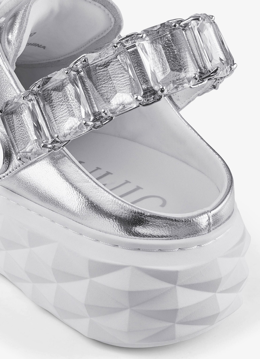 Jimmy Choo Diamond Maxi/Crystal sneaker van schapenleer met metallic finish - detail 4 zilver