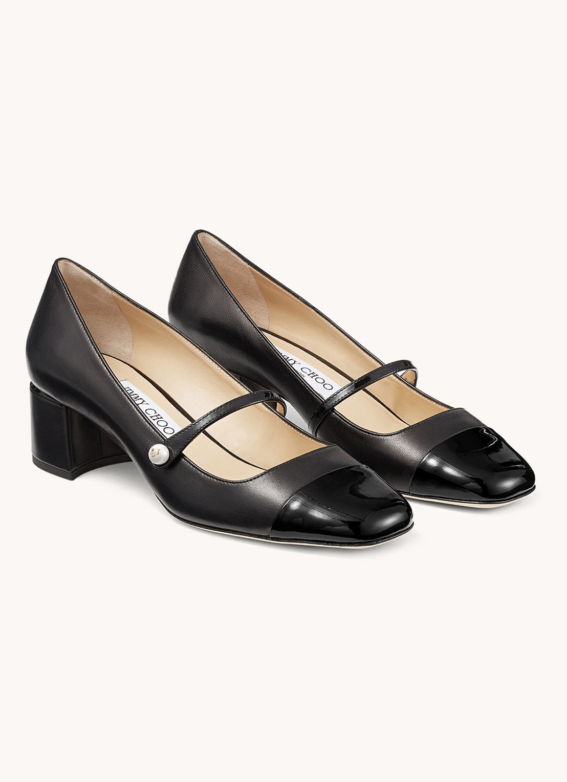 Jimmy Choo Elisa 45 pump van lamsleer - detail zwart