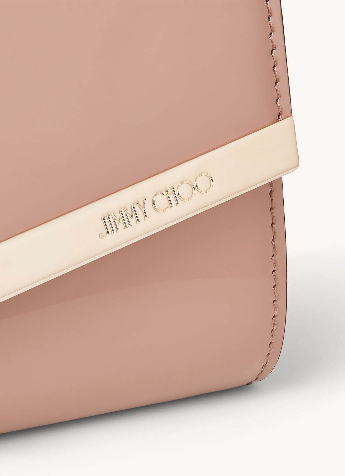 Jimmy Choo Emmie clutch van lakleer met afneembare schouderriem - detail 4 oudroze