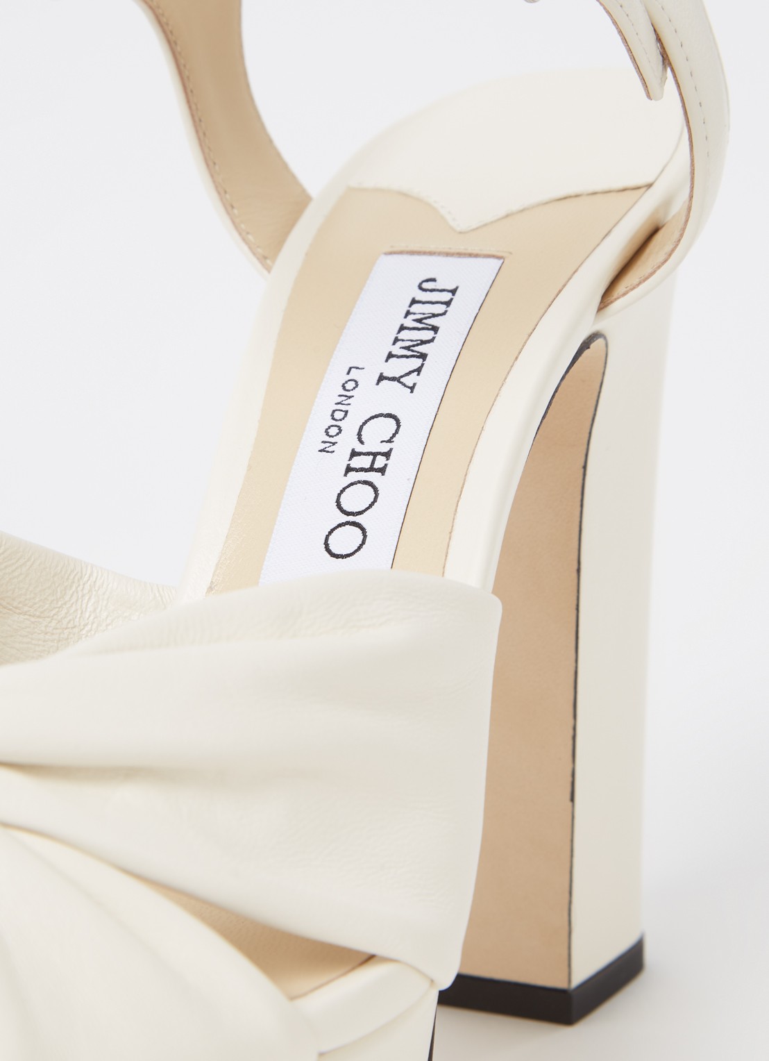 Jimmy Choo Heloise 120 sandalette van leer - detail 4 gebroken wit