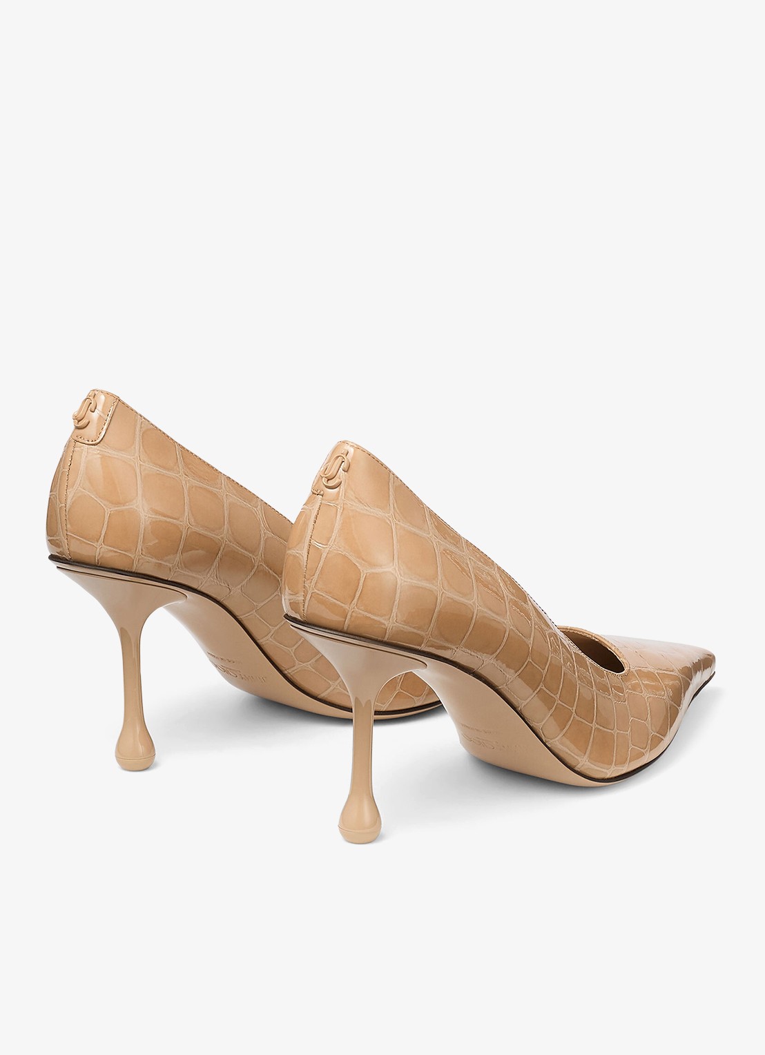 Jimmy Choo Ixia 80 pump van kalfsleer met crocostructuur - achterkant 3 beige