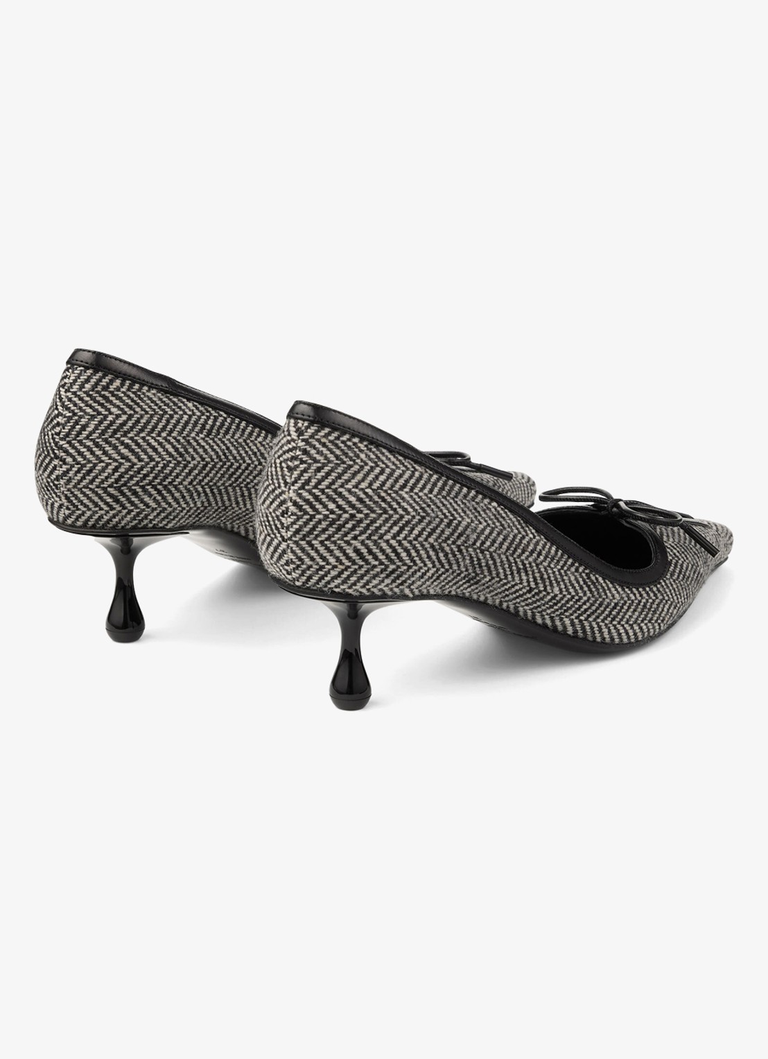 Jimmy Choo Scarlett 50 pump met lamsleren details - achterkant 3 zwart