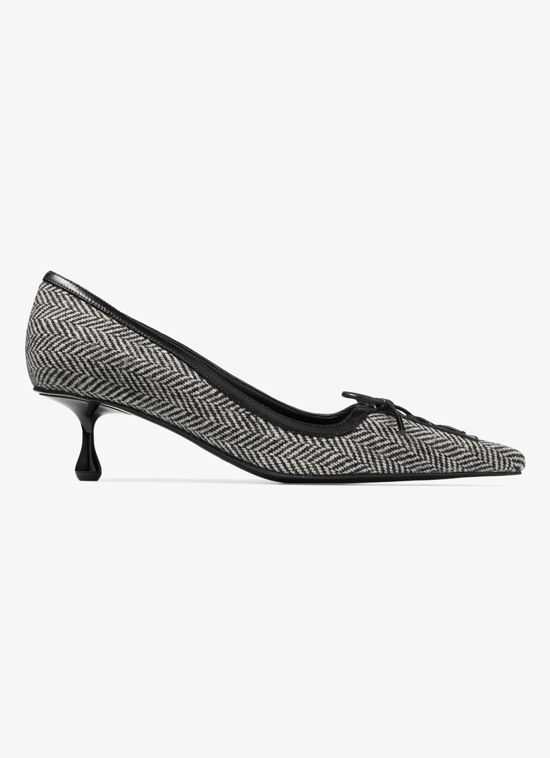Jimmy Choo Scarlett 50 pump met lamsleren details - voorkant zwart