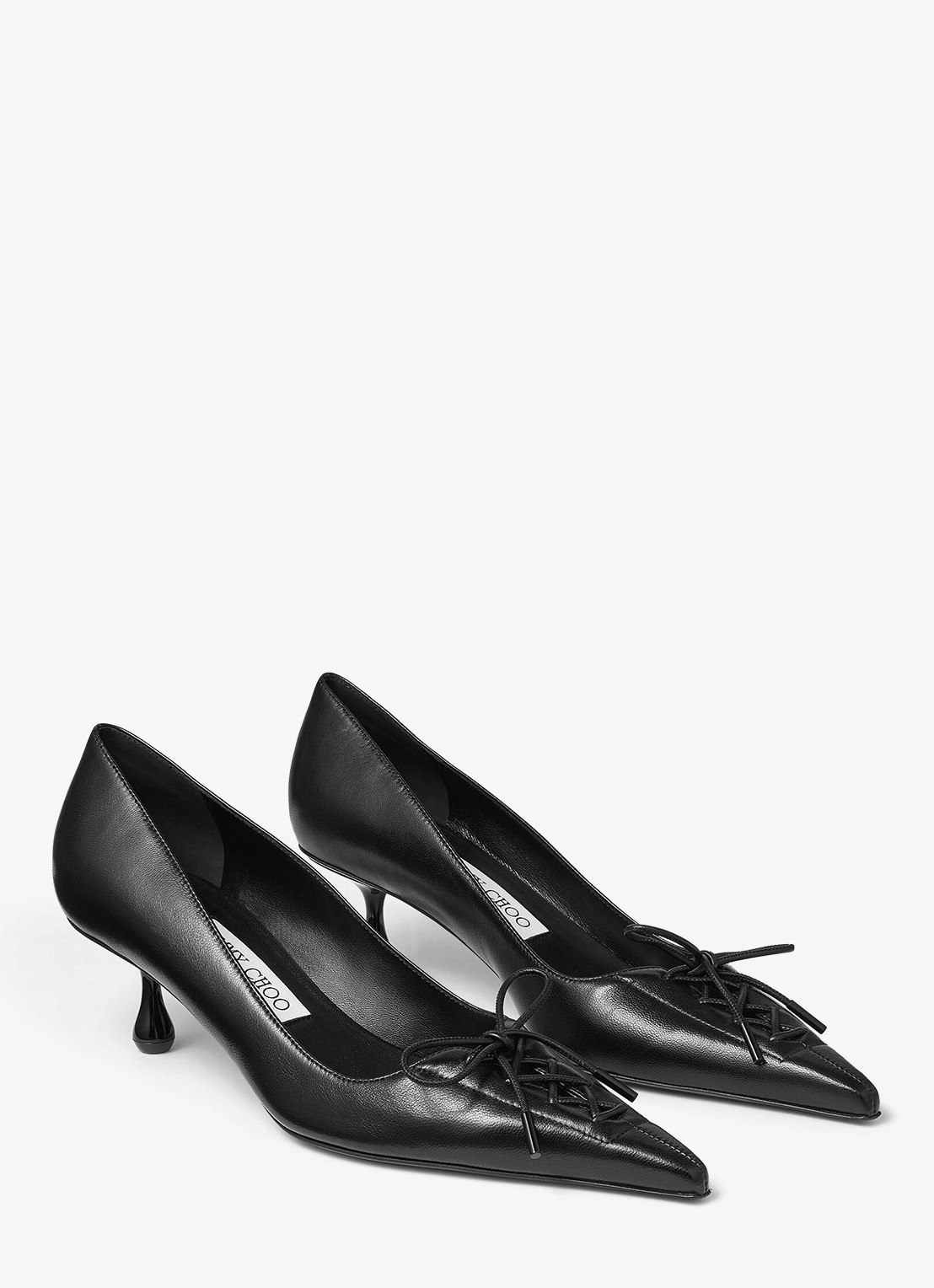 Jimmy Choo Scarlett 50 pump van lamsleer - detail 4 zwart