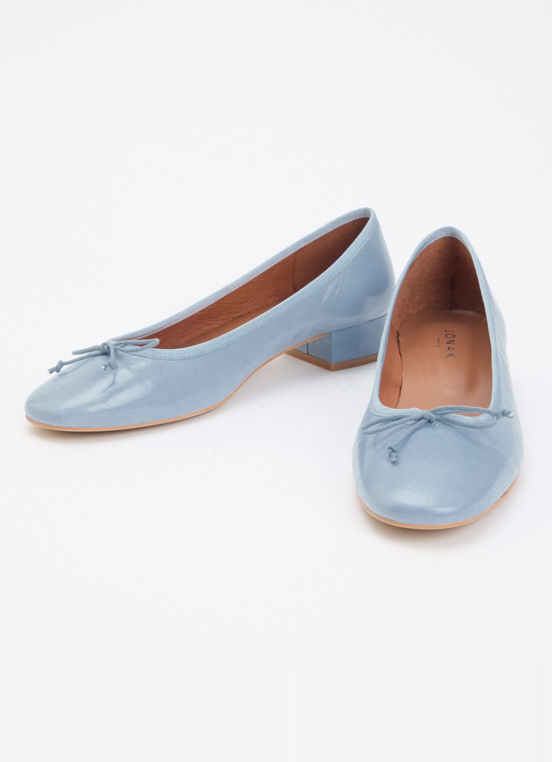 Jonak Dadou ballerina van geitenleer met lakfinish - detail staalblauw