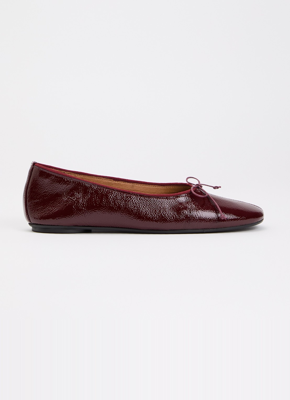 Jonak Dallette ballerina van geitenleer met strikdetail - voorkant 5 bordeauxrood