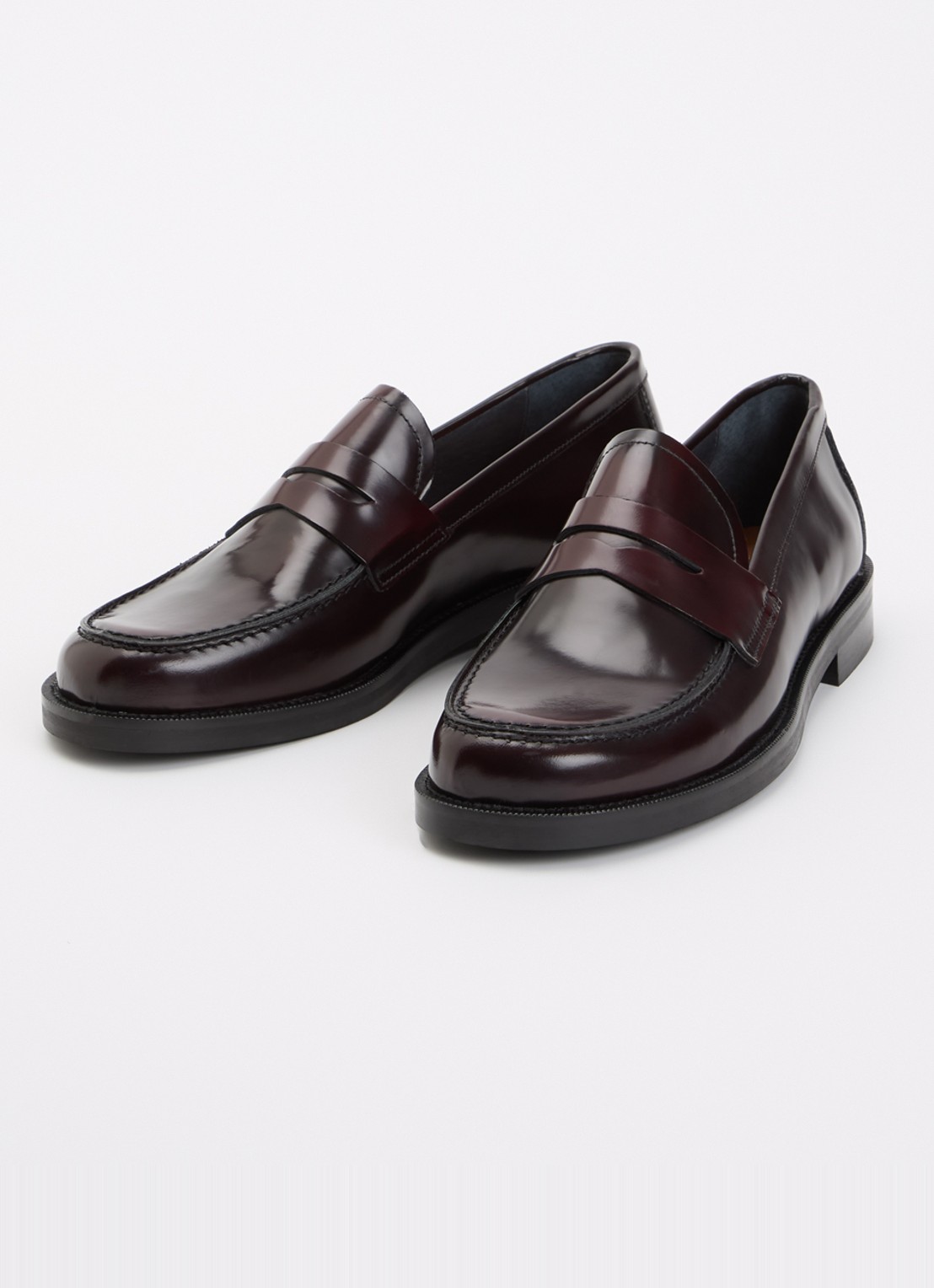 Jonak Dolivia loafer van kalfsleer - detail bordeauxrood
