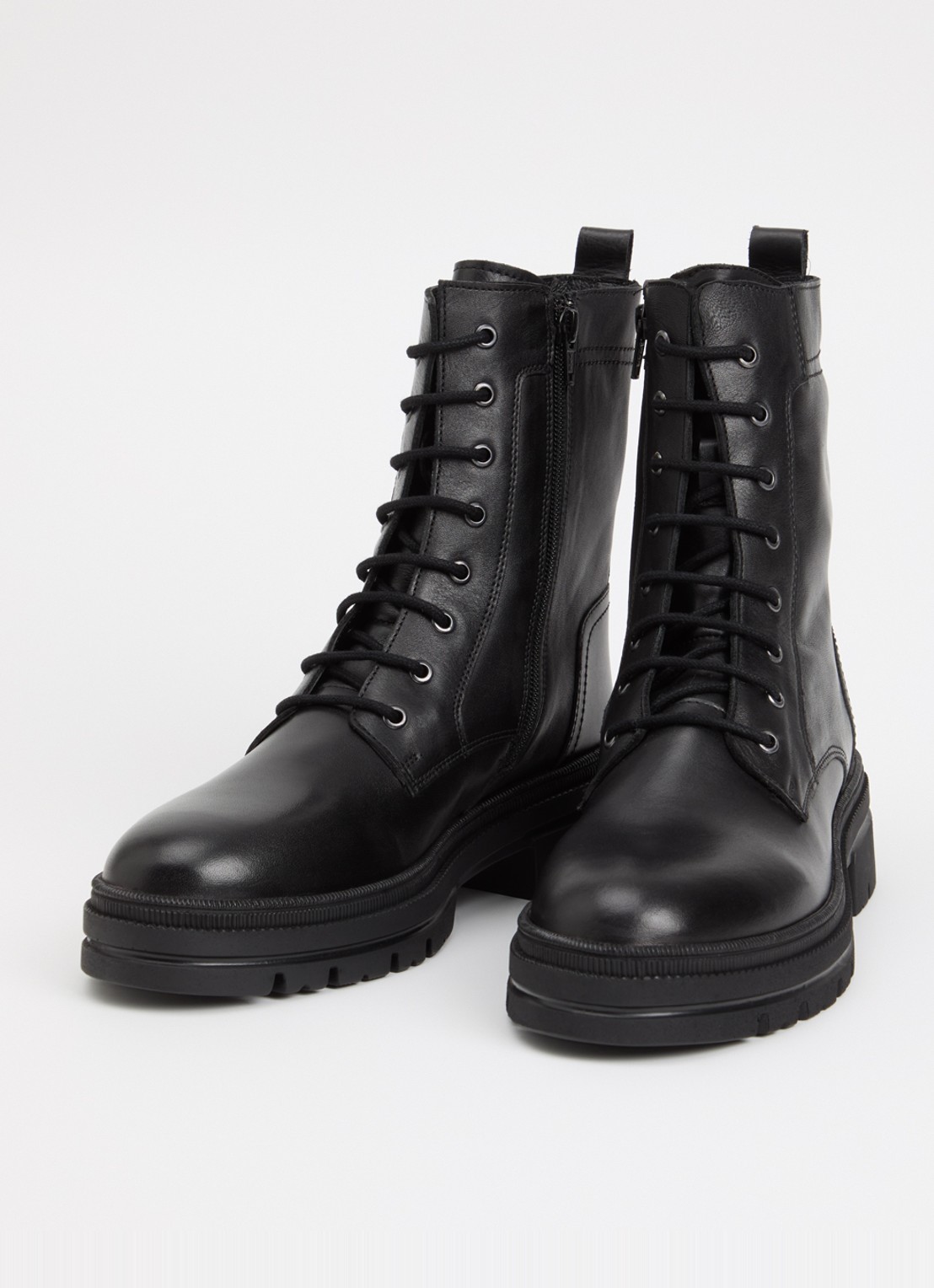 Jonak Isabel veterboot van leer - detail zwart