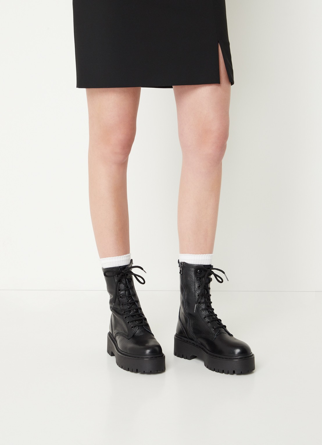 Jonak Robbo veterboot van leer - voorkant 2 zwart