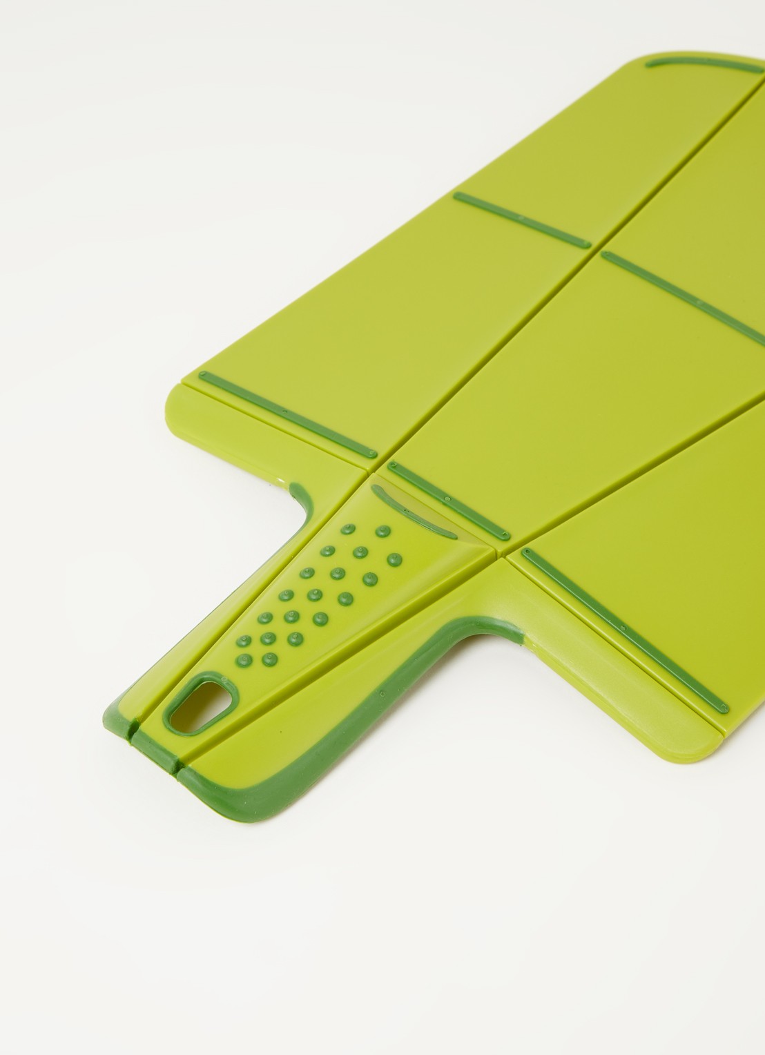 Joseph Joseph Chop2Pot snijplank 38 x 22 cm - detail 3 lime