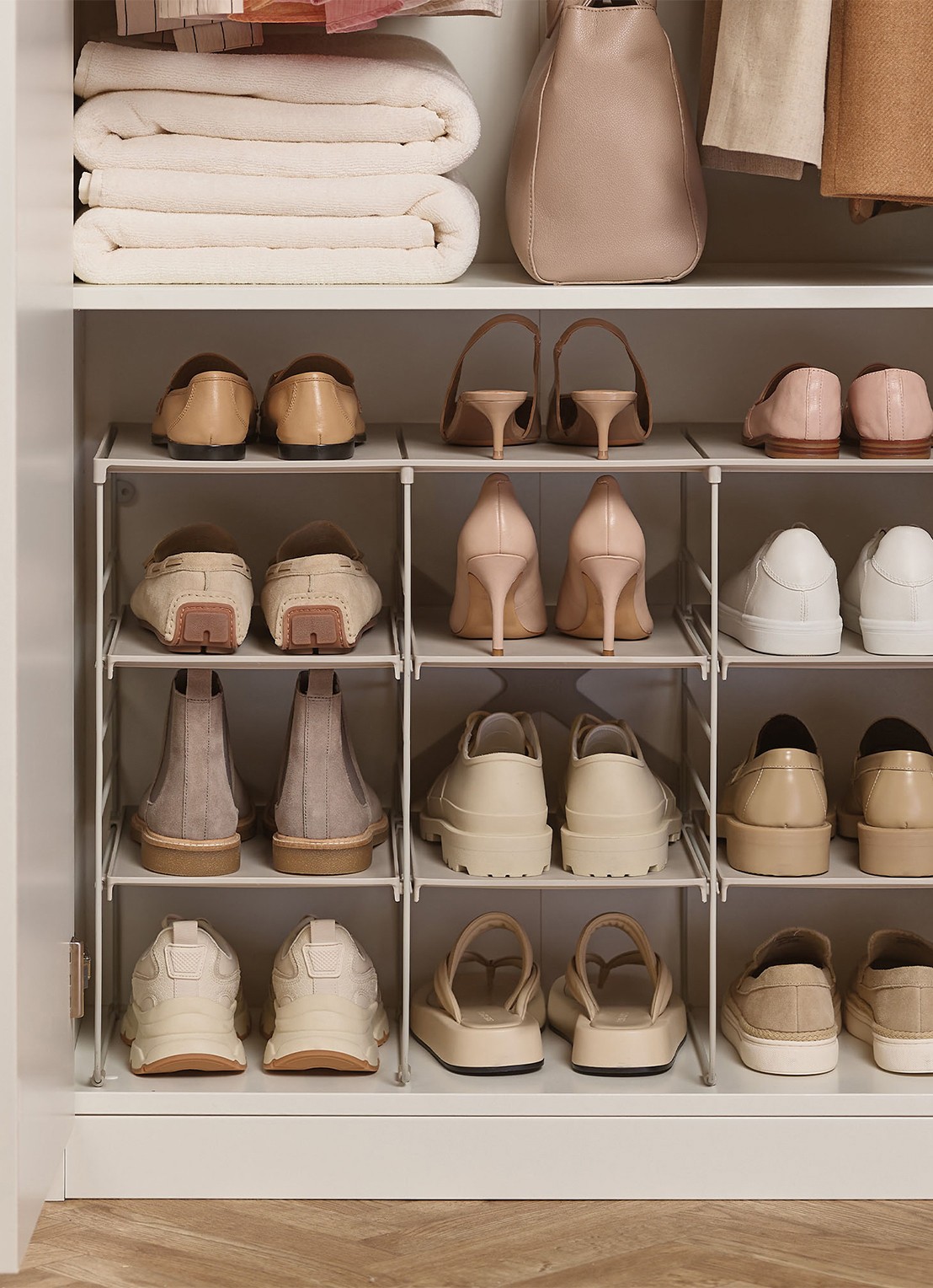 Joseph Joseph Level Plus schoenenrek 51,2 x 75,8 cm - detail 3 beige