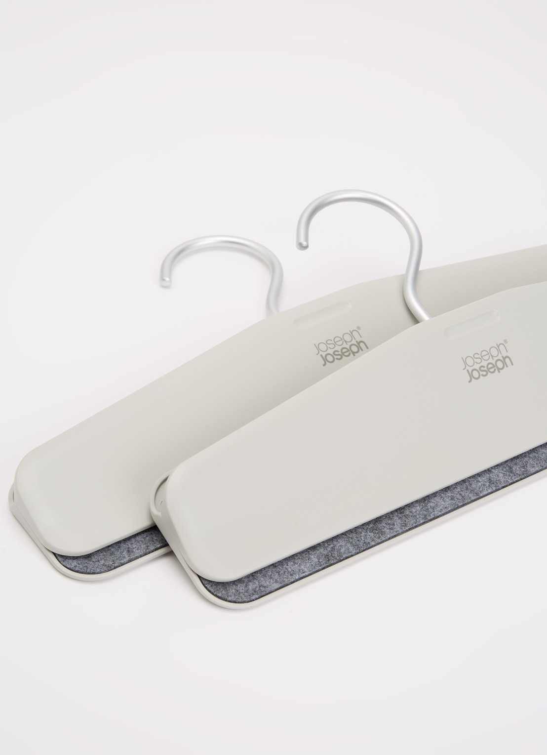 Joseph Joseph Orderly hanger set van 2 - voorkant 2 beige
