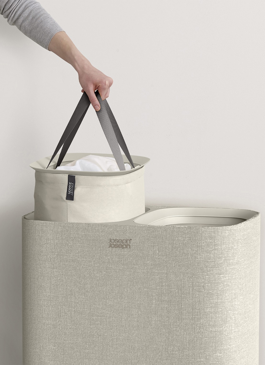 Joseph Joseph Tota wasmand 71 cm - detail 2 beige