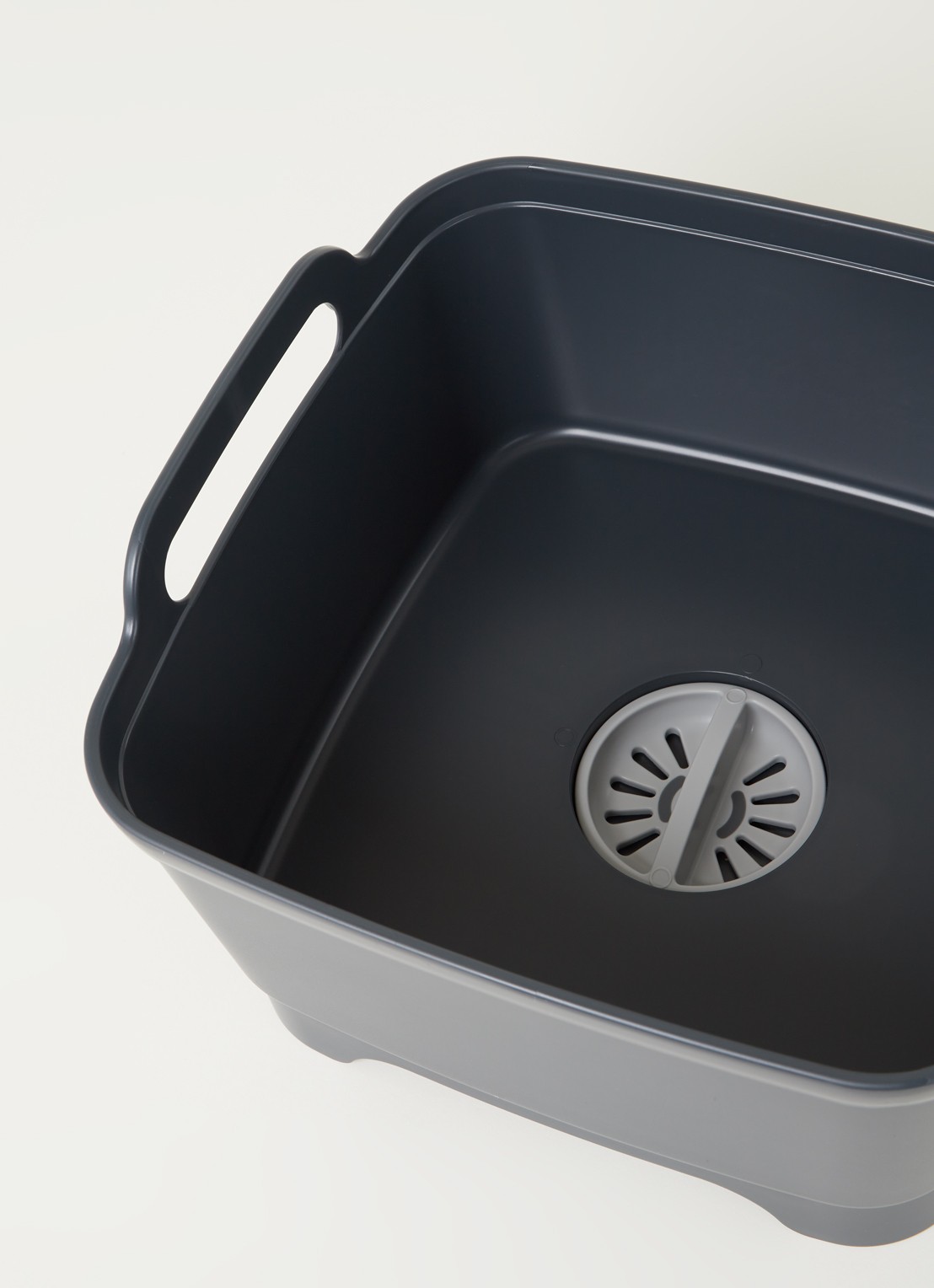 Joseph Joseph Wash & Drain afwasteil met stop - detail 3 donkergrijs
