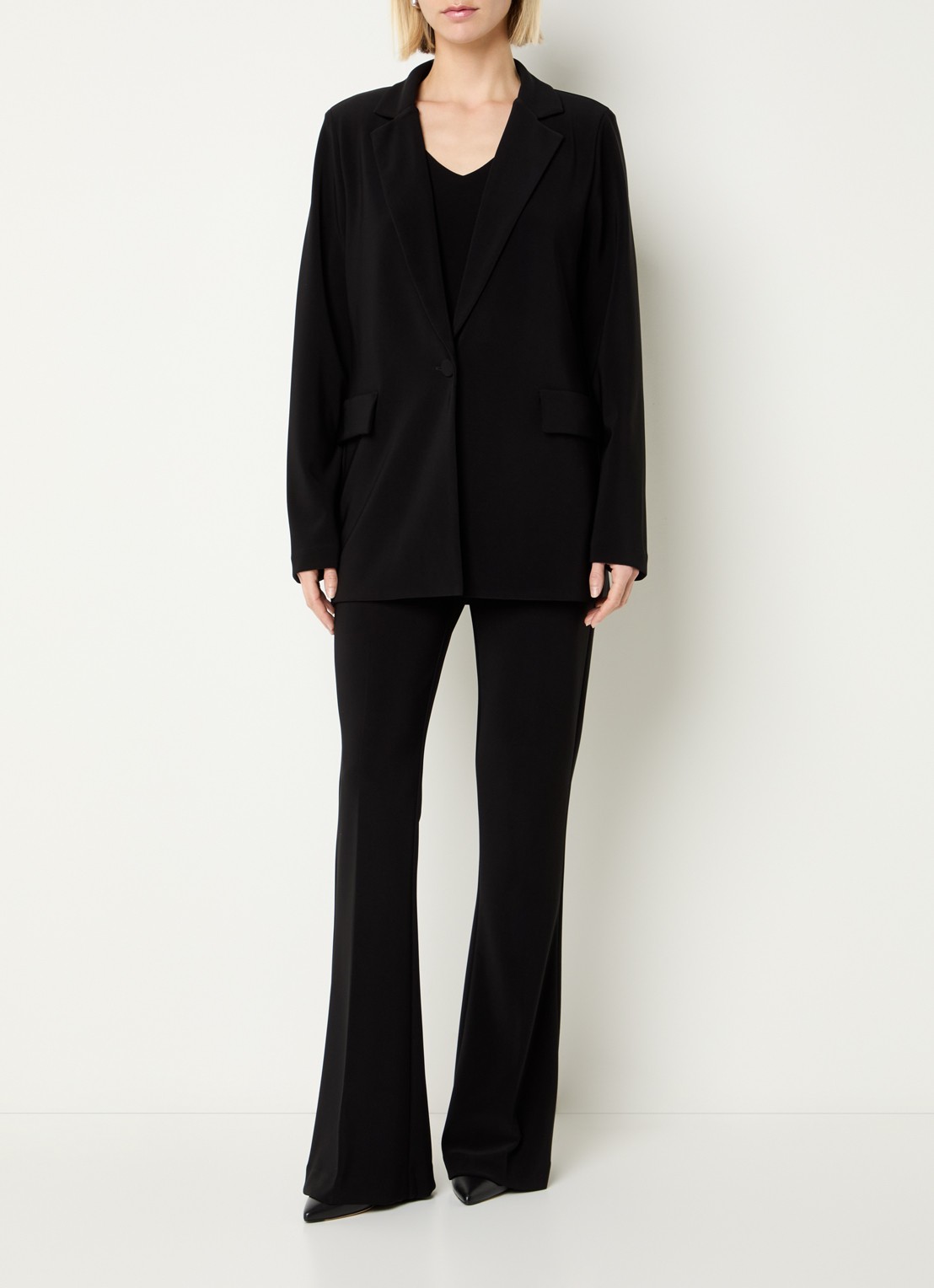 Joseph Ribkoff Blazer met klepzakken en schoudervulling - voorkant 4 zwart