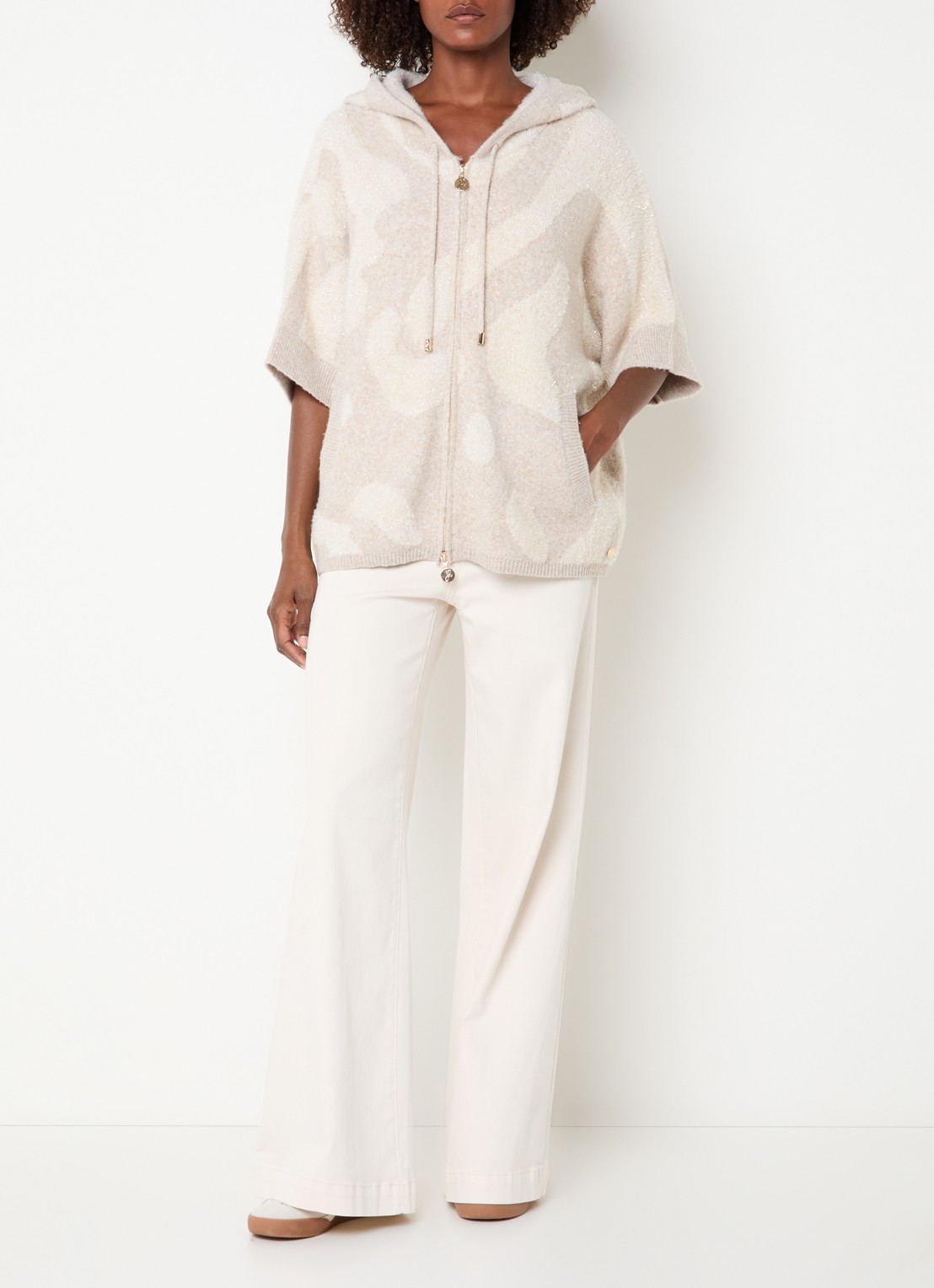 Joseph Ribkoff Fijngebreid oversized vest in wolblend met lurex - voorkant 3 creme