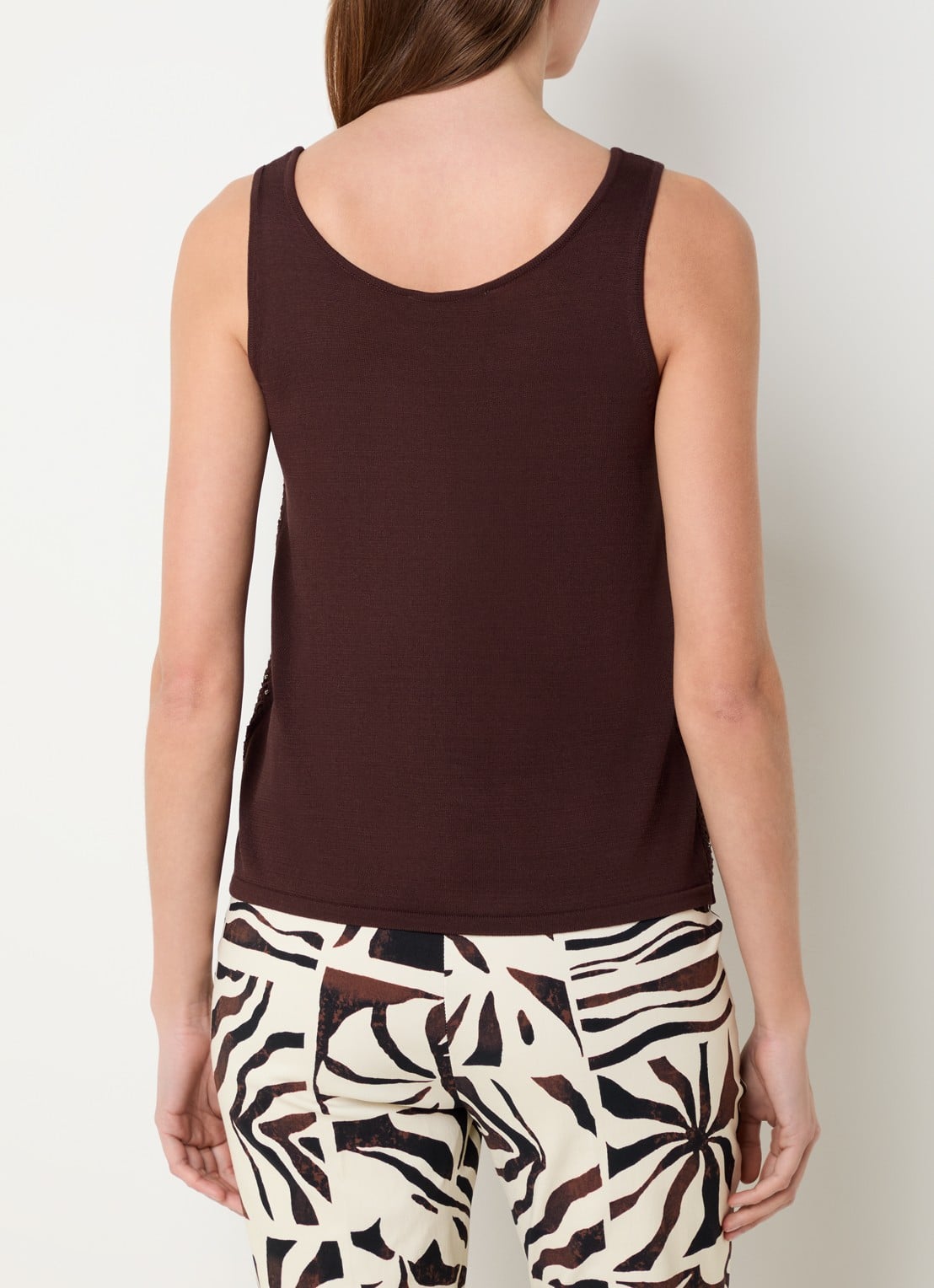 Joseph Ribkoff Fijngebreide tanktop met strass - achterkant 2 kastanjebruin