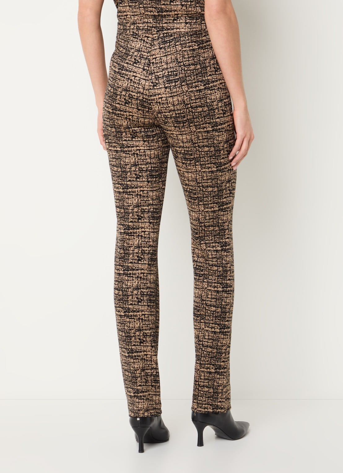 Joseph Ribkoff High waist slim fit legging met print - achterkant 2 camel
