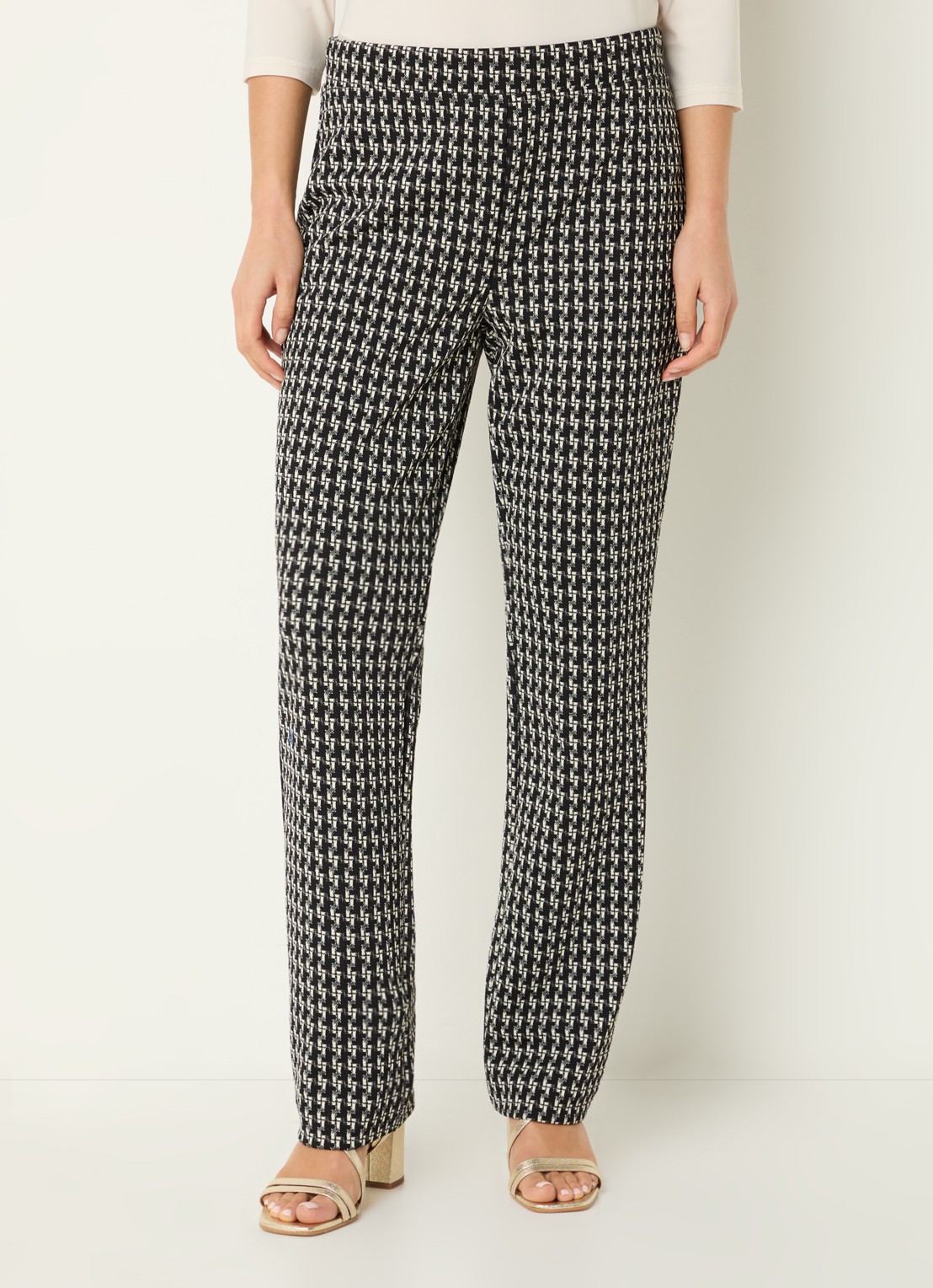 Joseph Ribkoff Low waist tapered fit broek met print - detail 4 zwart