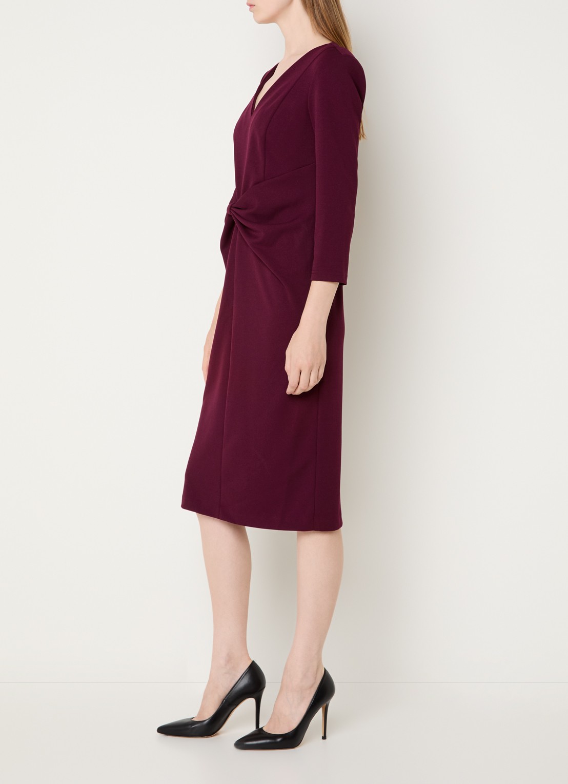 Joseph Ribkoff Midi jurk met schoudervulling en strikdetail - voorkant 2 aubergine