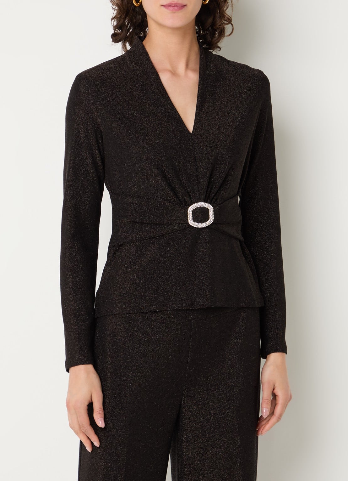 Joseph Ribkoff Top met lurex en V-hals - detail 4 donkerbruin