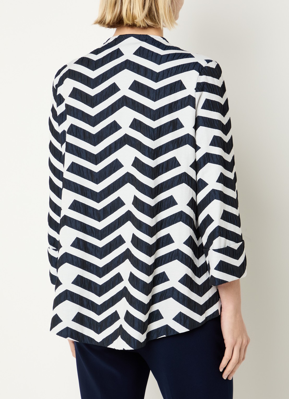 Joseph Ribkoff Tuniek met structuur en grafische print - achterkant 3 wit