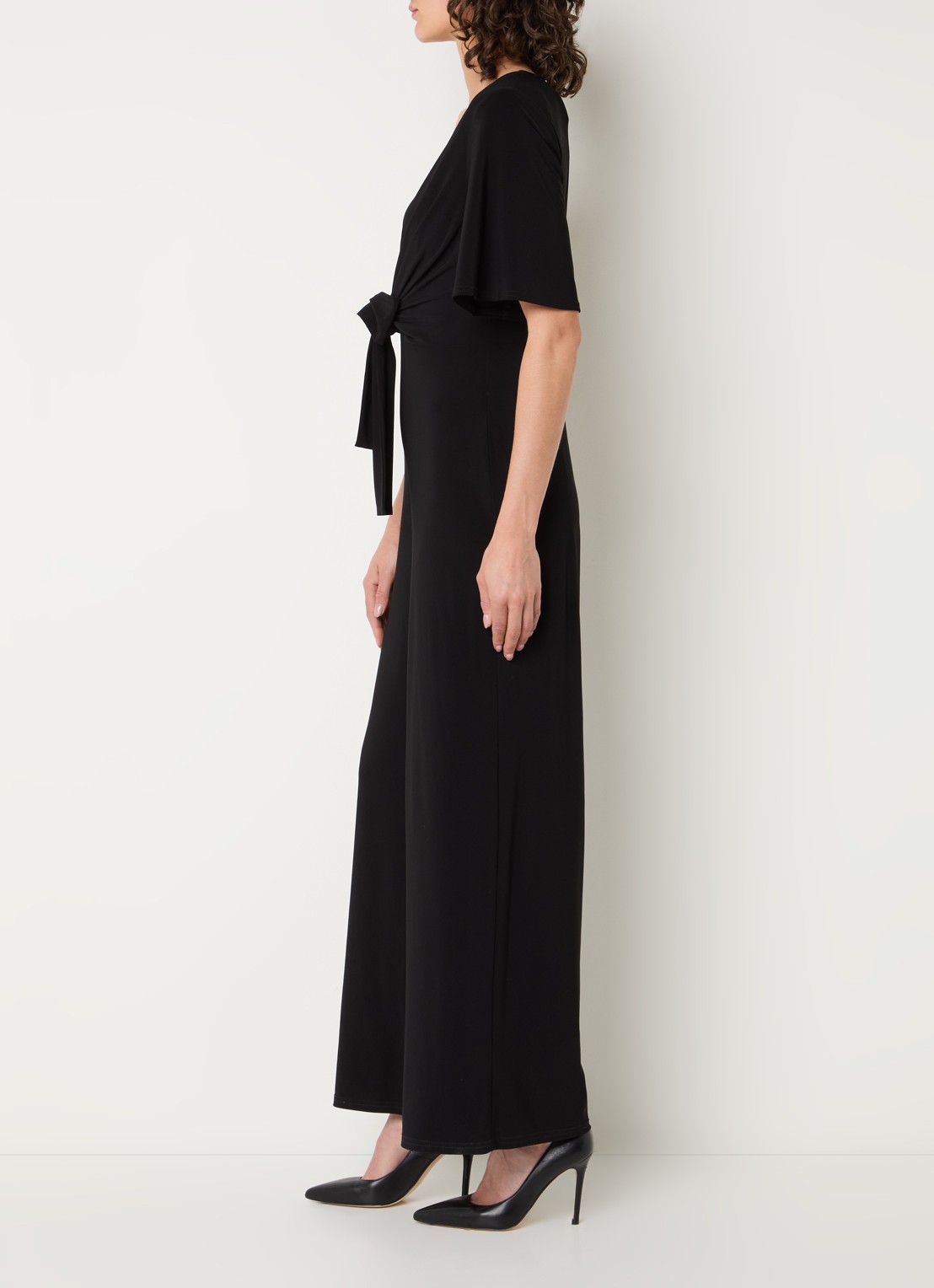 Joseph Ribkoff Wide fit jumpsuit met strikdetail - voorkant 3 zwart