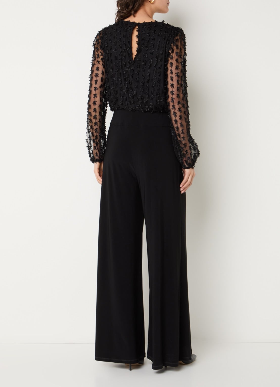 Joseph Ribkoff Wide fit jumpsuit met V-hals - achterkant zwart