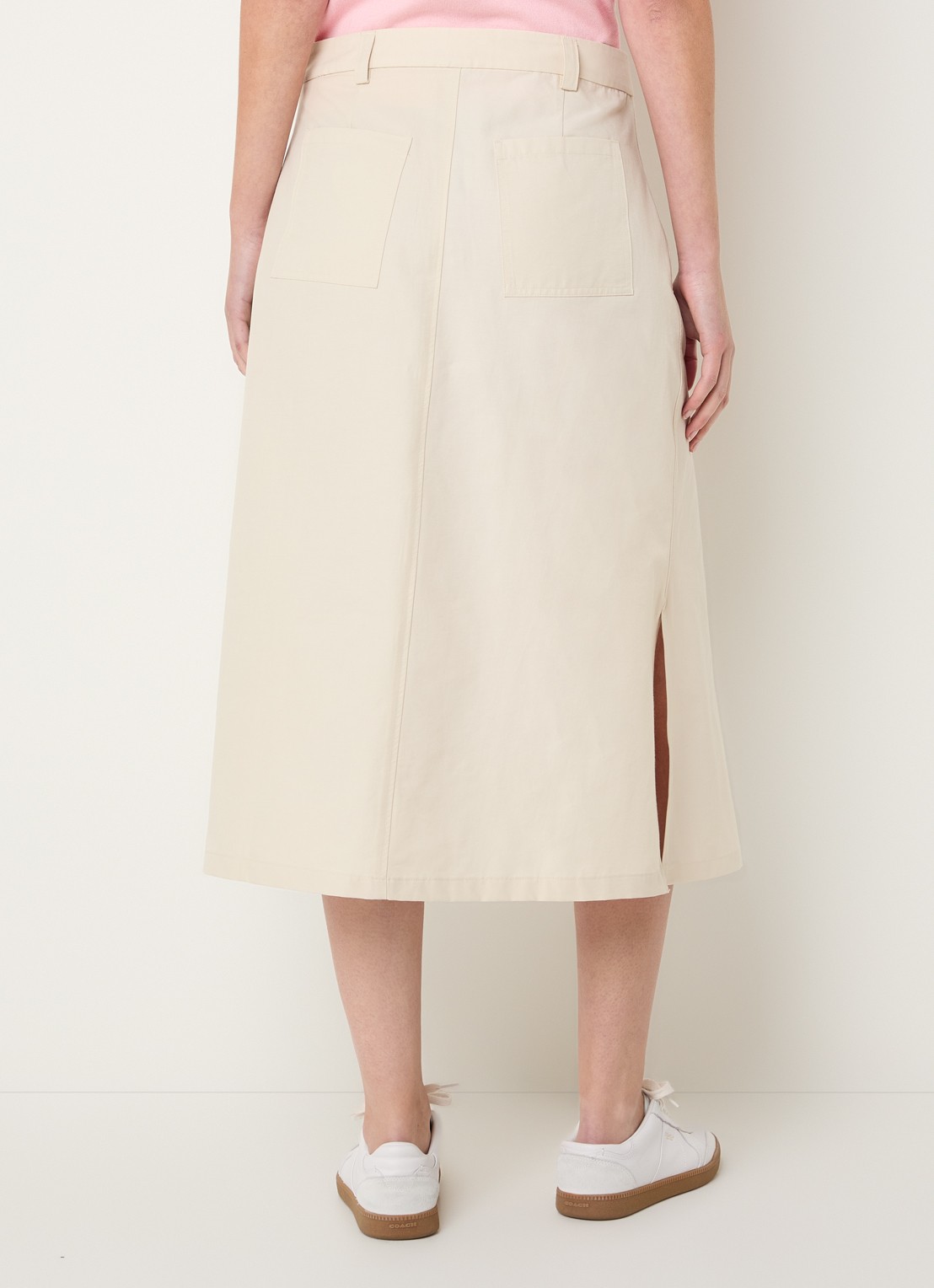 Josephine & Co Belle midi rok met plooidetail en split - achterkant 3 beige