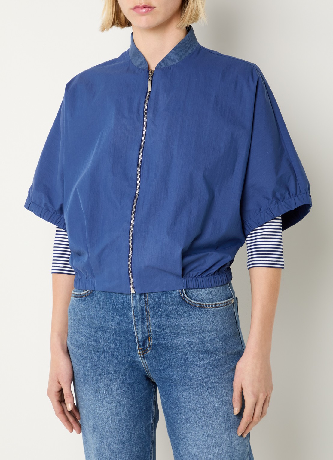 Josephine & Co Benedict cropped jack met vleermuismouw - detail 2 royalblauw