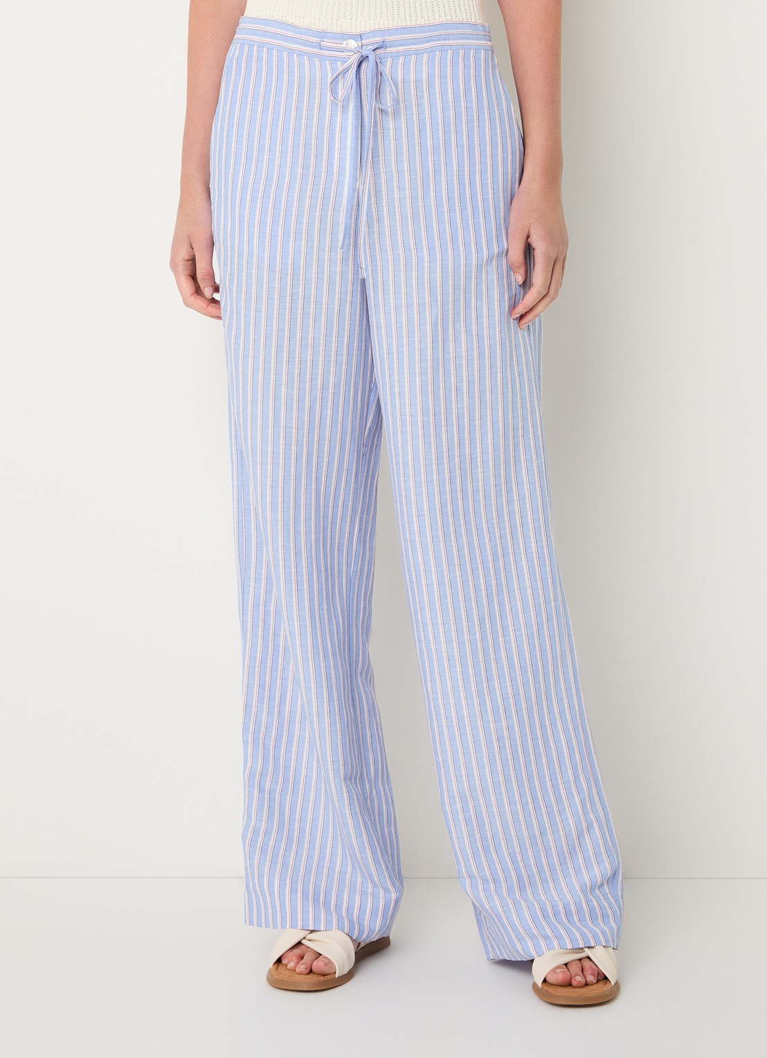 Josephine & Co Benson high waist loose fit broek met streepprint - detail lichtblauw