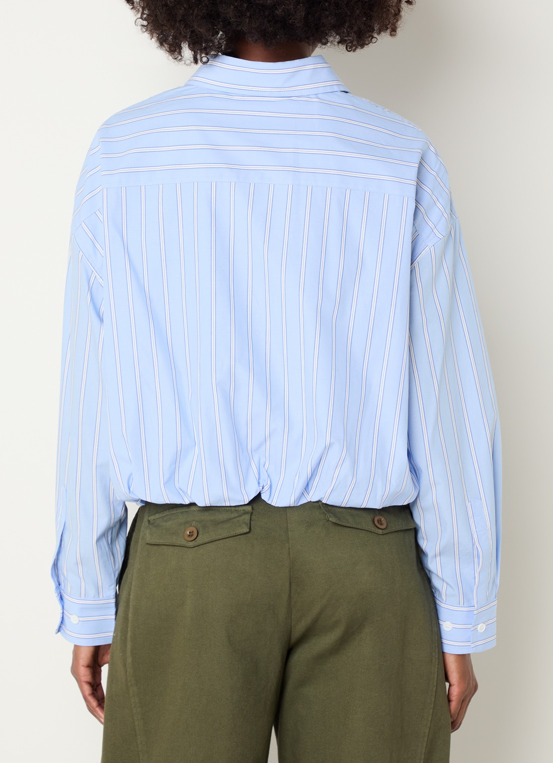 Josephine & Co Bink blouse met streepprint en borstzak - achterkant lichtblauw