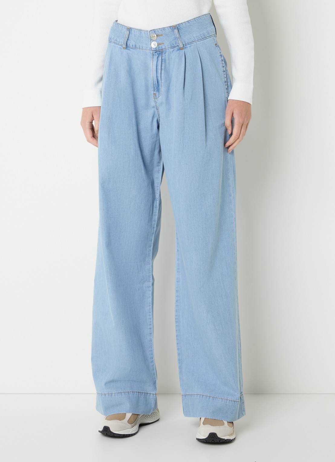 Josephine & Co Britt high waist straight fit broek van chambray - detail 4 lichtblauw