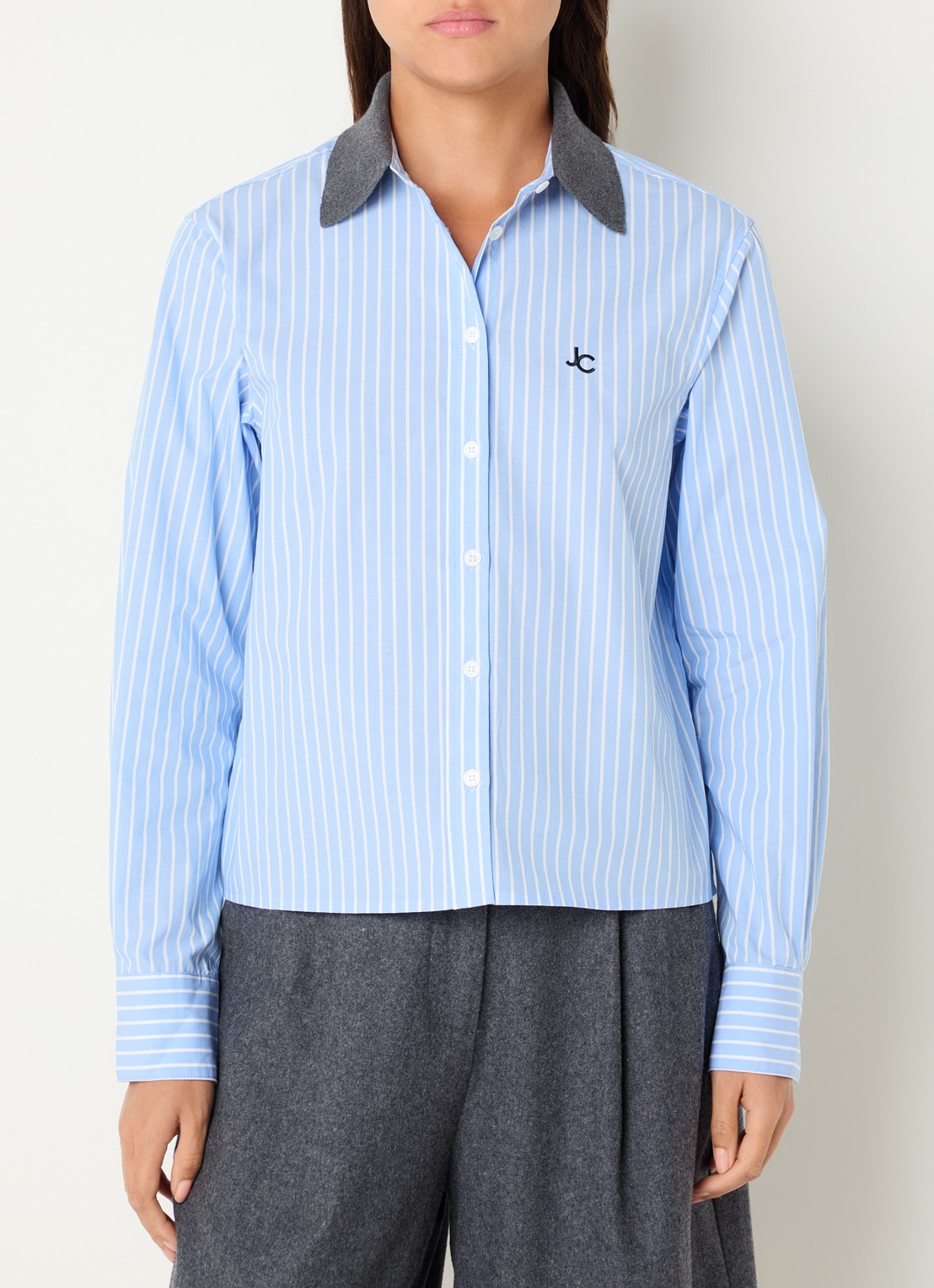 Josephine & Co Casey blouse met streepprint - detail lichtblauw